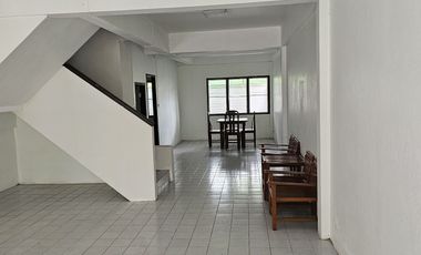 Townhouse in peaceful old resort Chiangrai