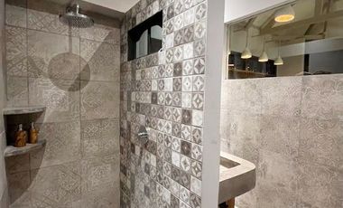 5 Bedroom Villa for sale in Kerobokan, Bali