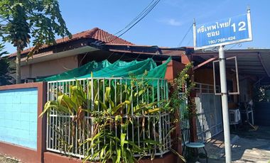 2 Bedroom House for sale at Srithepthai Park Ville