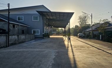 4 Bedroom Warehouse for sale in That Choeng Chum, Sakon Nakhon