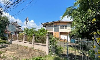 5 Bedroom House for sale in Phichai, Lampang