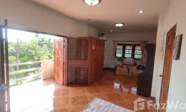 5 Bedroom House for sale in Nai Mueang, Yasothon