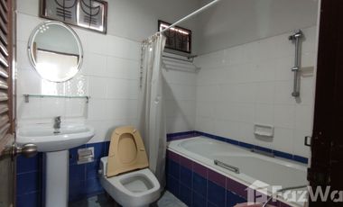 5 Bedroom House for sale in Nai Mueang, Yasothon