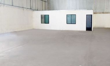 Warehouse for rent in Yok Krabat, Samut Sakhon