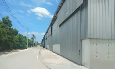 Warehouse for rent in Yok Krabat, Samut Sakhon