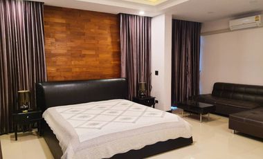6 Bedroom House for sale in Nai Mueang, Phitsanulok