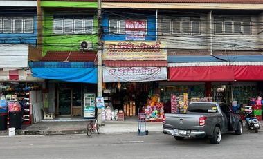 3 Bedroom Townhouse for sale in Damnoen Saduak, Ratchaburi