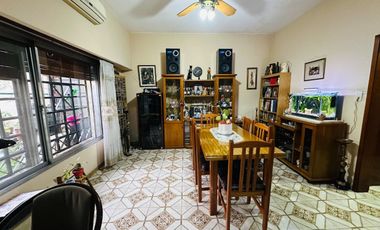 CASA VENTA VILLA DOMINICO AVELLANEDA 5 AMBIENTES