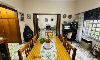 CASA VENTA VILLA DOMINICO AVELLANEDA 5 AMBIENTES