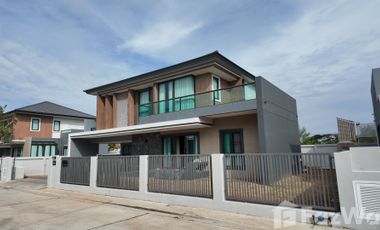 4 Bedroom House for sale at Anasara