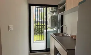 2 Bed 1 Bath for Rent at Condo Me Navanakorn