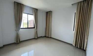 3 Bedroom House for sale at Netprapai Village