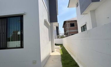 3 Bedroom House for sale at Netprapai Village
