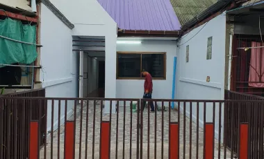 2 Bedroom Townhouse for sale at Thanasapsin