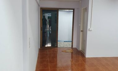 2 Bedroom Townhouse for sale at Thanasapsin