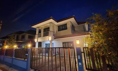 4 Bedroom House for sale at Thanachok 5