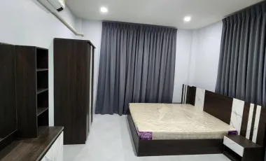 4 Bedroom House for sale at Thanachok 5