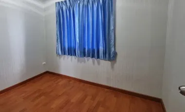 4 Bedroom Townhouse for sale at Lio Phetkasem 81