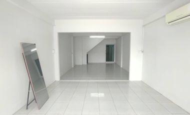 2 Bedroom Townhouse for sale in Pak Phraek, Kanchanaburi