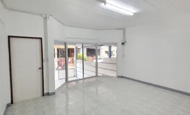 2 Bedroom Townhouse for sale in Dong Lan, Roi Et