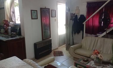 VENTA DUPLEX 3 AMB. CON COCHERA EN QUILMES OESTE