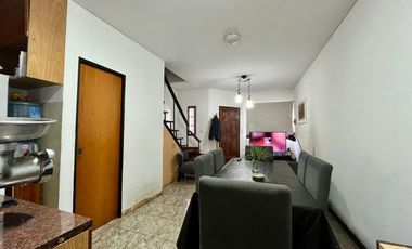 PH TRIPLEX EN VENTA- 3 AMBIENTES MARTIN CORONADO