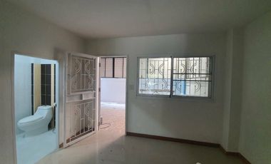 3 Bedroom Townhouse for sale in Nakhon Sawan Tok, Nakhon Sawan