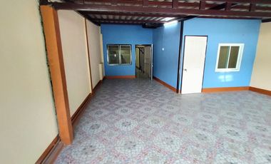 3 Bedroom Townhouse for sale at Kheha Lampang