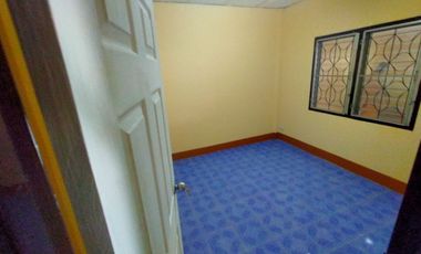 3 Bedroom Townhouse for sale at Kheha Lampang