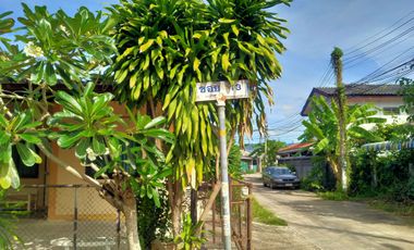 3 Bedroom Townhouse for sale at Kheha Lampang