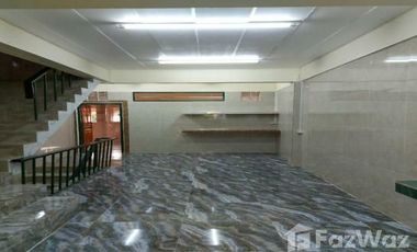 5 Bedroom Townhouse for rent in Om Noi, Samut Sakhon