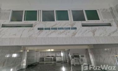 5 Bedroom Townhouse for rent in Om Noi, Samut Sakhon