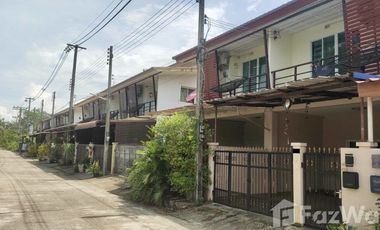 3 Bedroom Townhouse for sale at Baan Poonsubsiri Trang