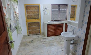 3 Bedroom Townhouse for sale in That Choeng Chum, Sakon Nakhon