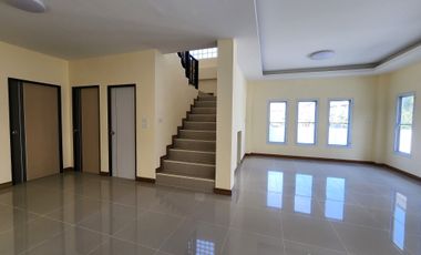 4 Bedroom House for sale in Khlong Chik, Phra Nakhon Si Ayutthaya