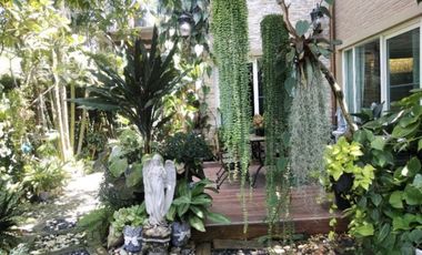 4 Bedroom Villa for sale at Laddarom Elegance Wongwan-Sathorn