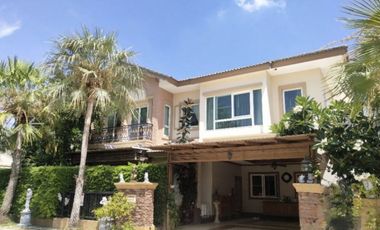 4 Bedroom Villa for sale at Laddarom Elegance Wongwan-Sathorn