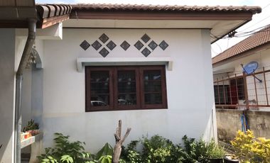 4 Bedroom House for sale at Moo Baan Aumporn 3
