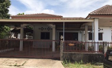 4 Bedroom House for sale at Moo Baan Aumporn 3