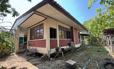 4 Bedroom House for sale in Nai Mueang, Lamphun