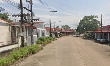 2 Bedroom Townhouse for sale at Wang Samran Village