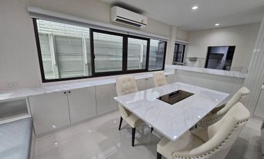 5 Bedroom house for sell at The City Rama 9 - Krungthep Kre