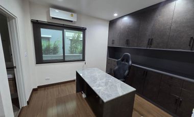 5 Bedroom house for sell at The City Rama 9 - Krungthep Kre