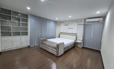 5 Bedroom house for sell at The City Rama 9 - Krungthep Kre