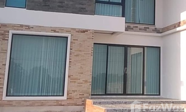4 Bedroom House for sale in Suea Kok, Maha Sarakham