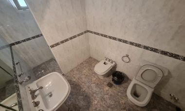 ALQUILER COMERCIAL CASA B BOMBAL