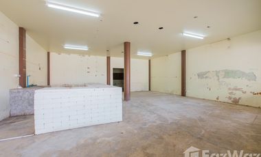 3 Bedroom Townhouse for sale in Nai Wiang, Phrae