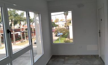 Departamento 2 ambientes en alquiler villa Luzuriaga