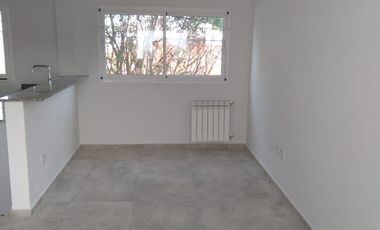 Departamento 2 ambientes en alquiler villa Luzuriaga