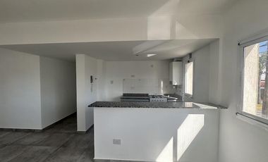 Departamento 2 ambientes en alquiler villa Luzuriaga